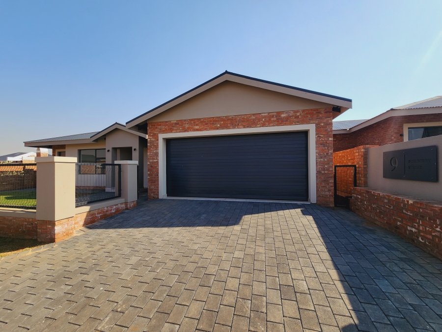 3 Bedroom Property for Sale in Waterberry Estate North West